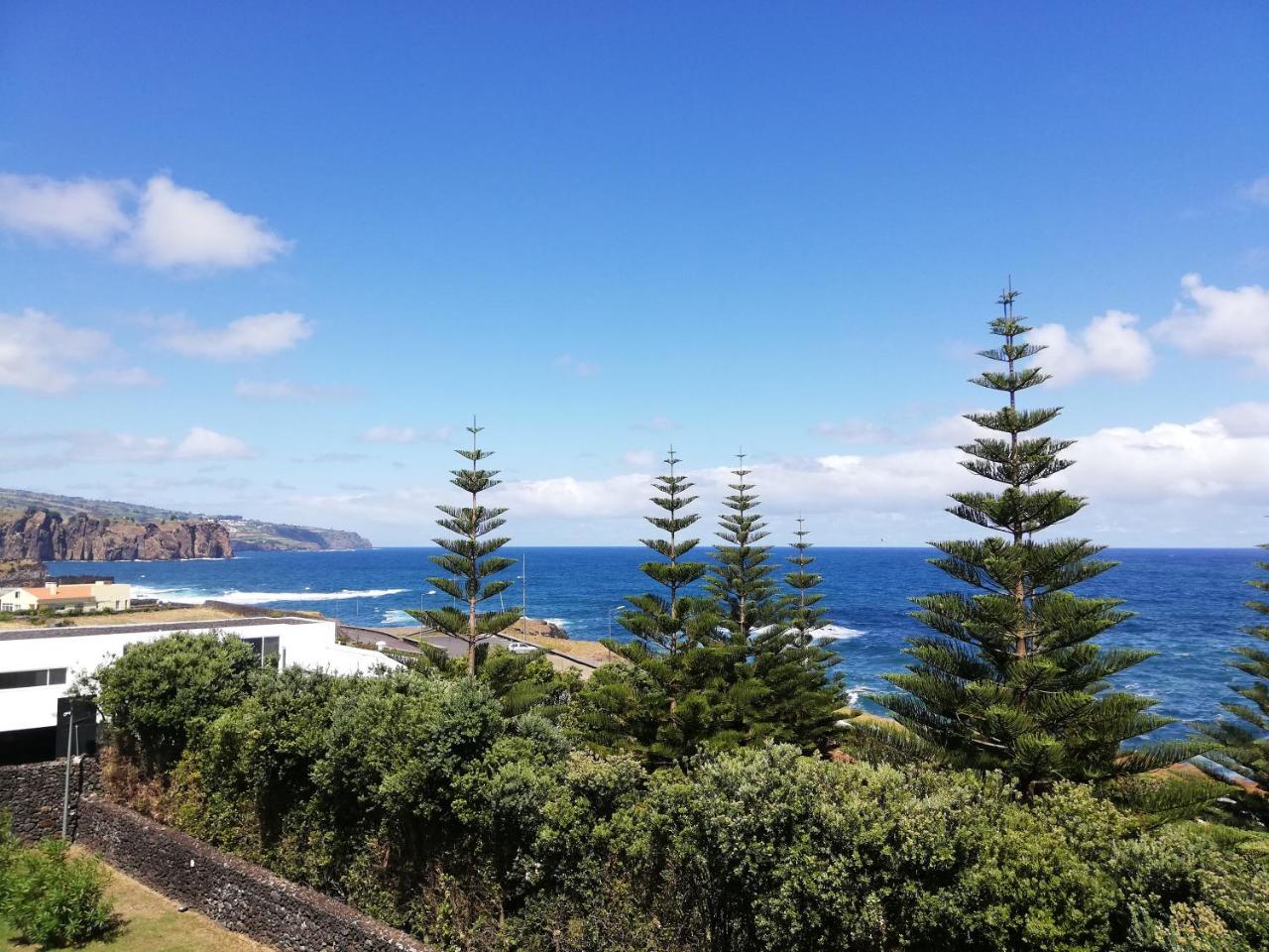 Whalesbay Capelas (Sao Miguel)